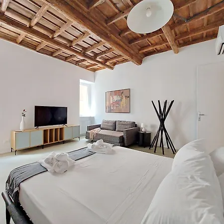 4bnb - Luxury Navona * רומא